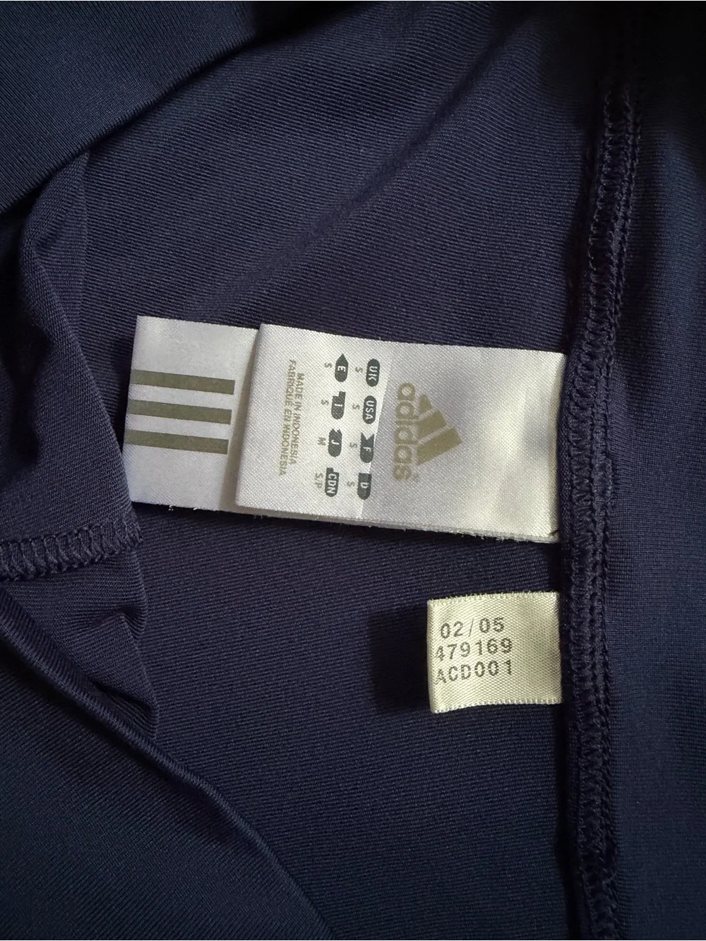 adidas Women’s Navy Athletic Shorts Size Small Blue Trim Running Training Gym